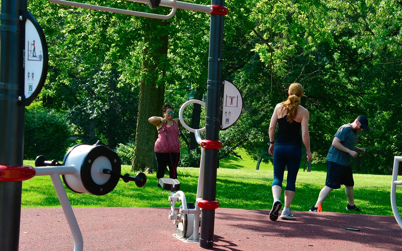 Image: Fitness Class at the FitLot