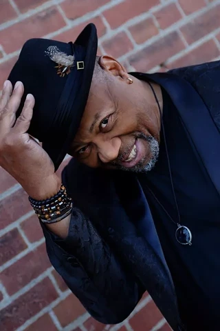 Image: Friday Night Jazz & Blues - Johnnie Owens and Silk