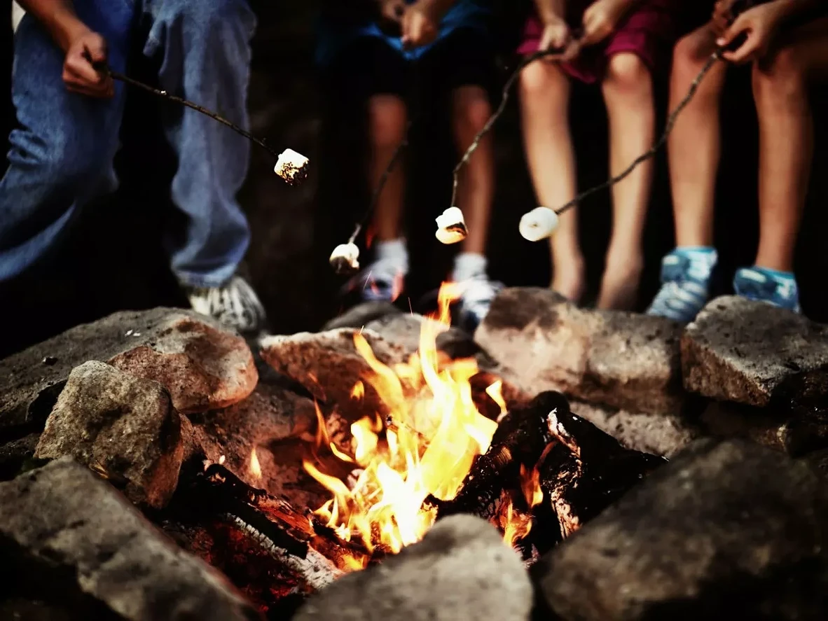 camping-songs-for-kids.webp