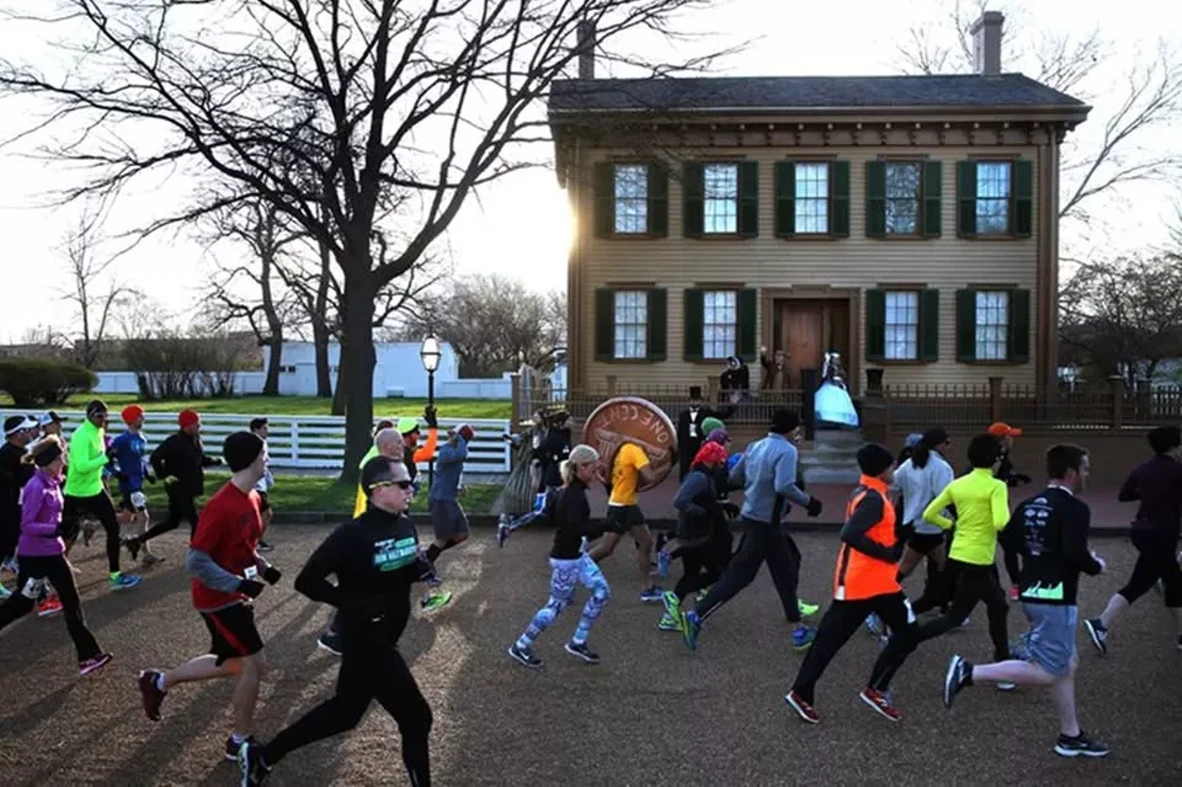 abe_marathon.webp