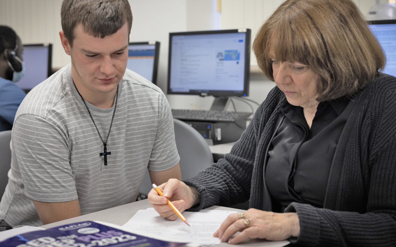 Image: LLCC meetings on volunteer tutoring