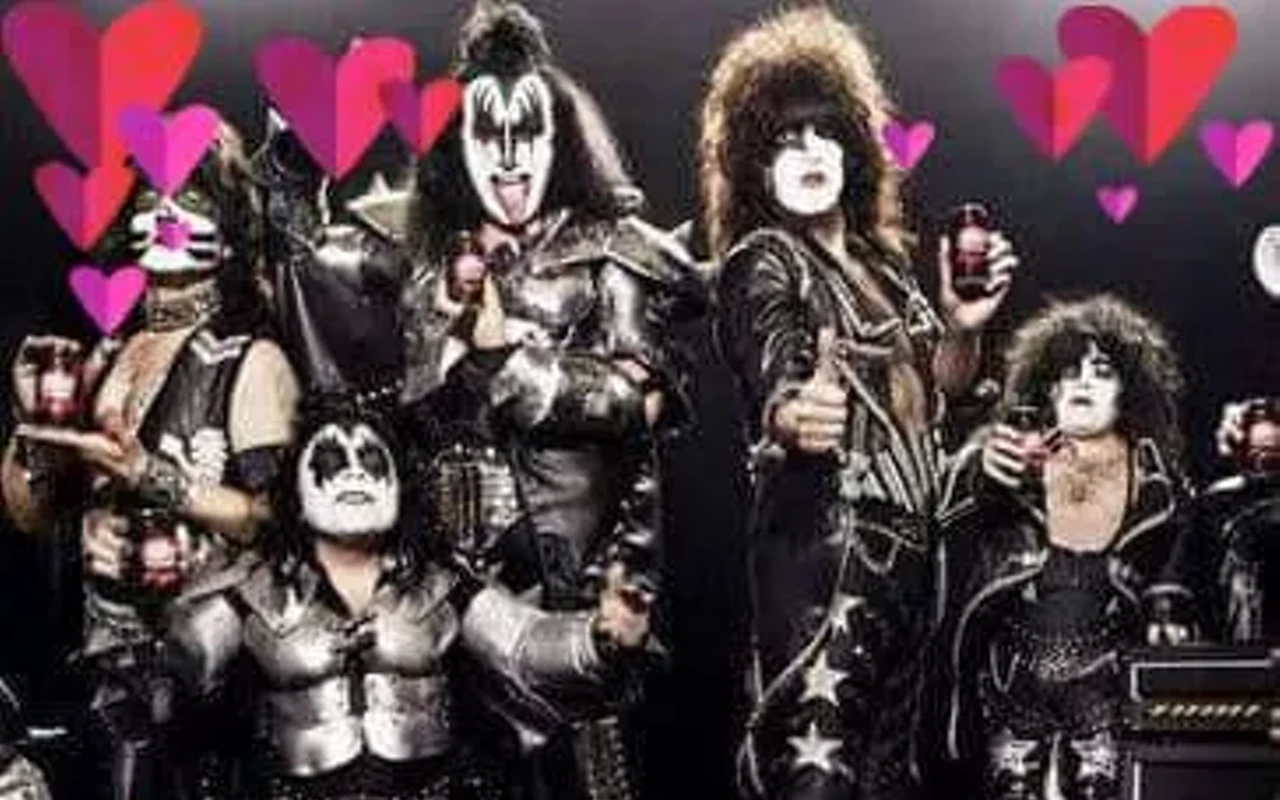 Image: Mini Kiss