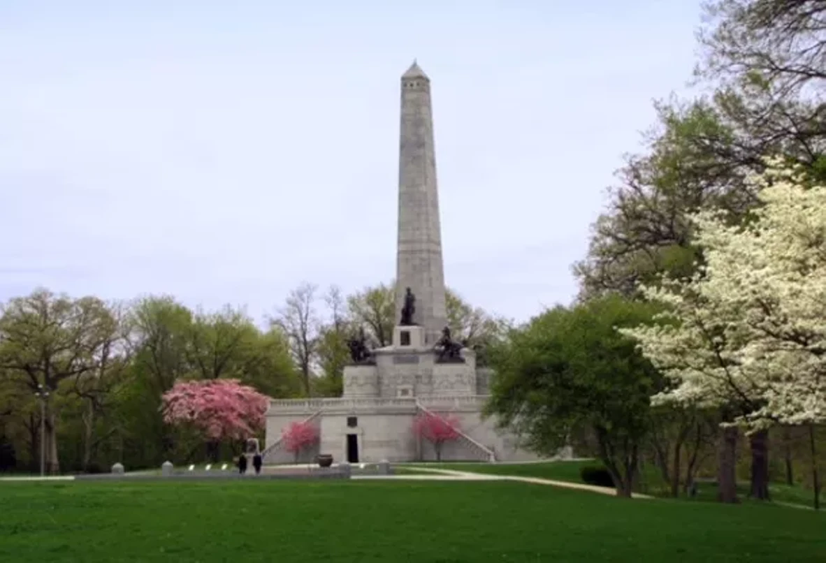 oak_ridge_cemetery_spring.webp