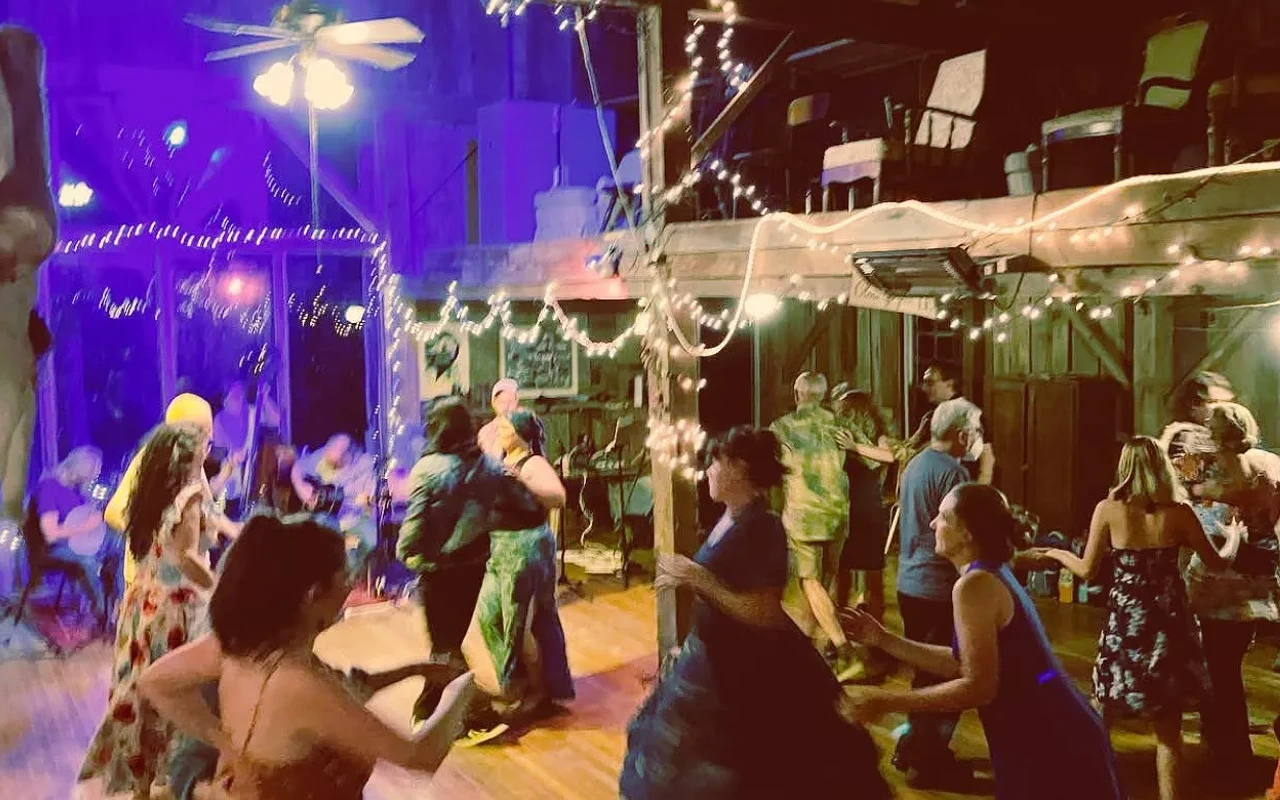 Image: Oldtime Community Barn Dance - Capital City Contra
