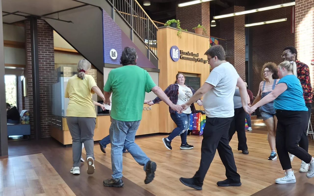 Image: Oldtime Community Barn Dance - Capital City Contra