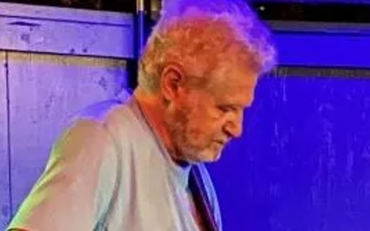 Image: Open mic with John Drake