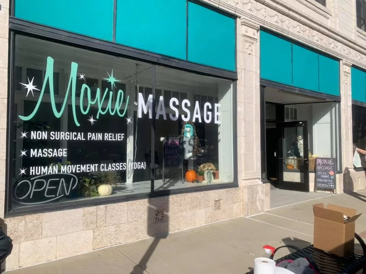 moxie_storefront-2.webp