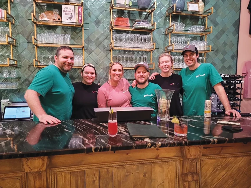 NEW BAR  / NEW BUSINESS DOWNTOWN