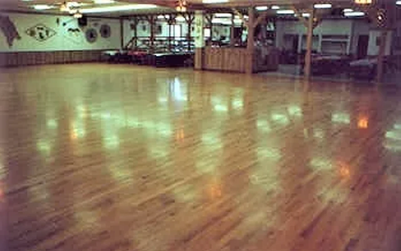 Image: Wednesday Open Dance and Lesson